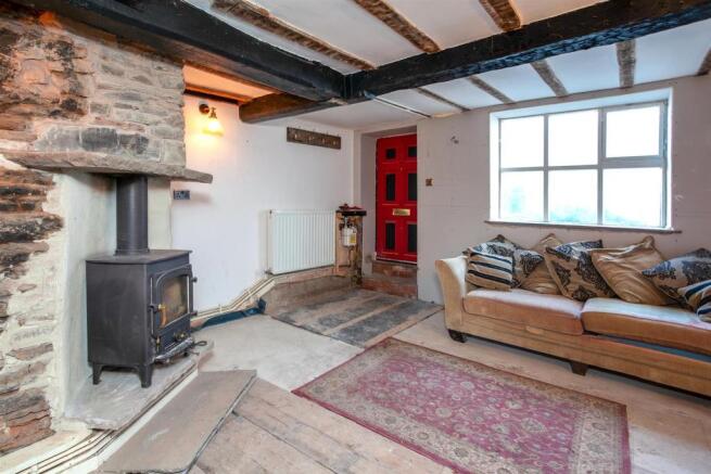 Living Room 5.jpg