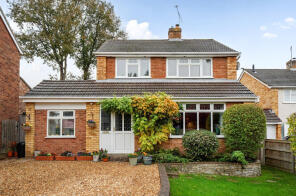 5, Turnville Close, Lightwater GU18 5UA