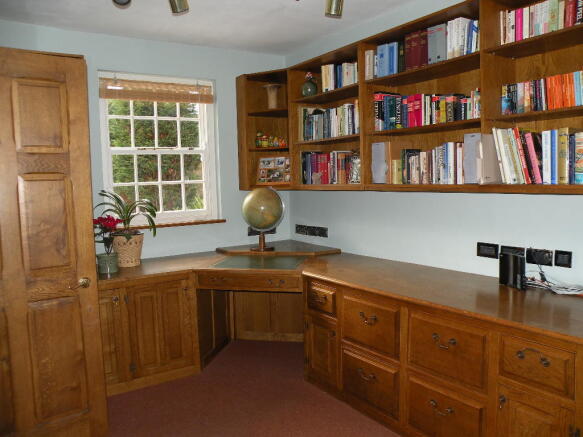 Photo 12