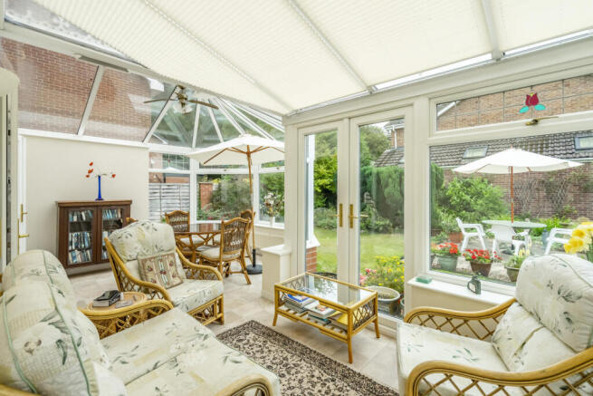 4 bed Detached for sale Image 6
