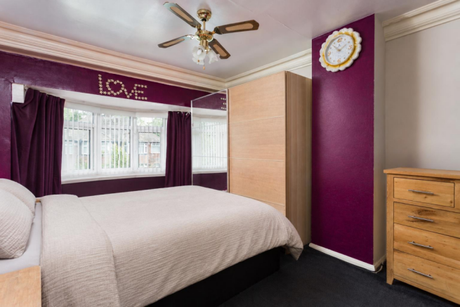 4 bed Semi-Detached for sale Image 9