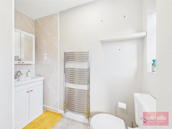 2 bed Ground Flat for sale Image 7