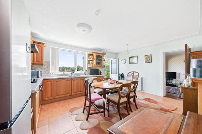 3 bed Detached Bungalow for sale Image 7