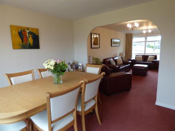 Dining Room/Bedroom 