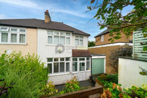 56, Newstead Rise, Caterham CR3 6RR