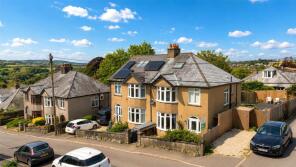 15, Chollacott Close, Tavistock PL19 9BW