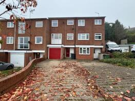 4, Old Crest Avenue, Redditch B98 7EG