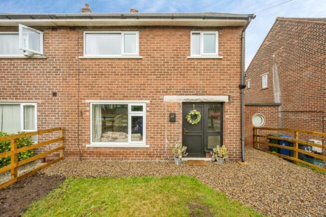 3 bed Semi-Detached for sale Image 5