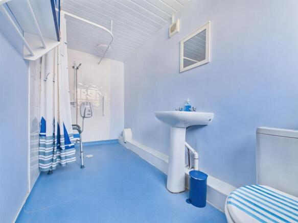 6 bed End of Terrace for sale Image 6