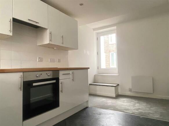 Kitchen IV.jpg