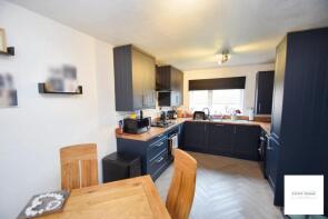 184, Hazelwood Avenue, Eastbourne BN22 0UX