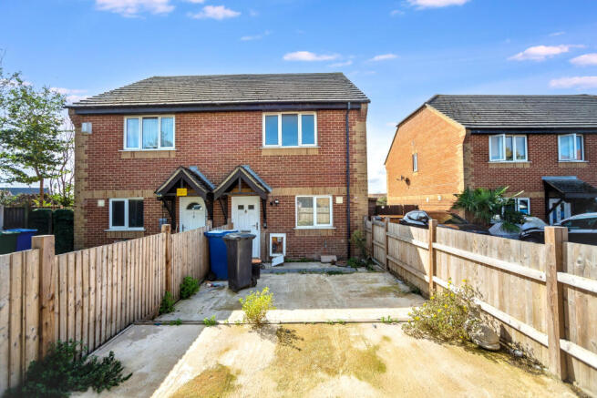 62 Lapwing Close, Minster-on-sea, Kent, ME12 3RB