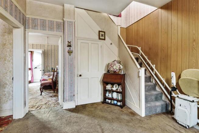ENTRANCE HALL