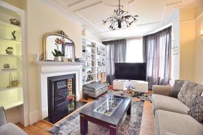 35, Riverway, London N13 5JY