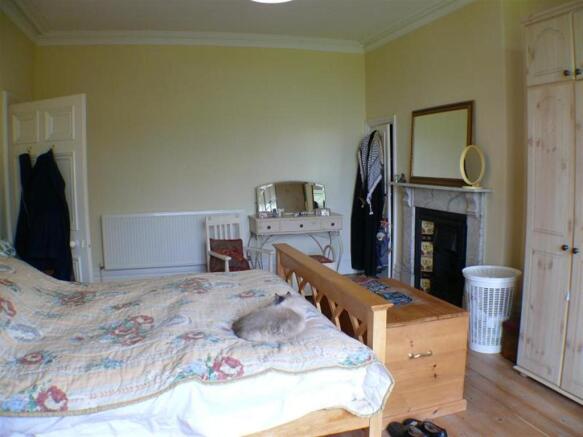 ANOTHER ROOM ASPECT