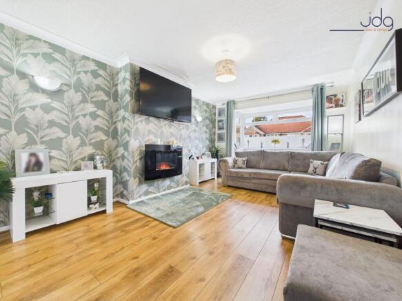 Coy Lounge with Fire