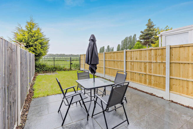 2 bed Terraced for sale Image 11