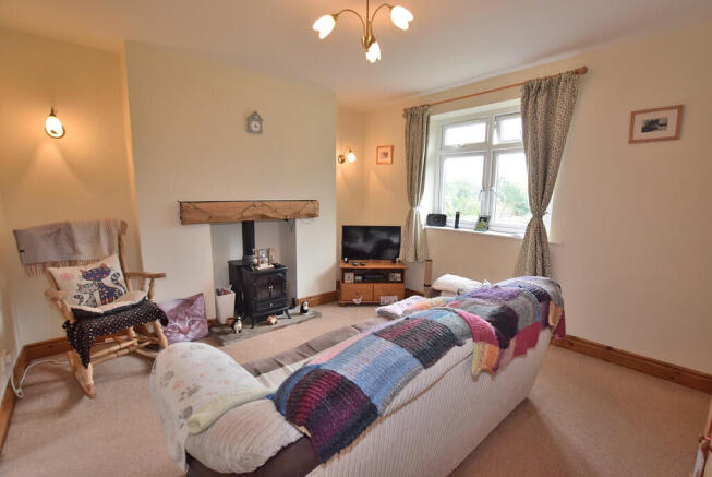 2 bed Cottage for sale Image 4