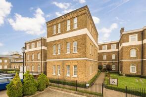 Flat 13, Clerkenwell House, Hilda Road, Southall UB2 4FP