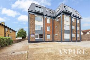 Flat 2, 43 59 High Lodge, High Road, South Benfleet, Benfleet SS7 5LH