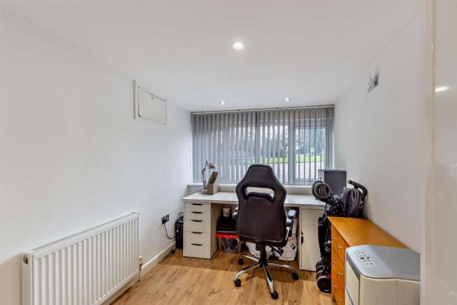 8635952-interior03-800.jpg