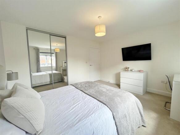 3 bed Detached for sale Image 11