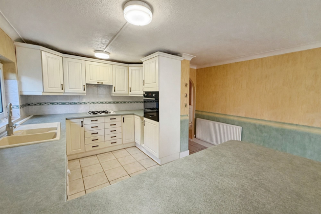 Kitchen/ Dining Room