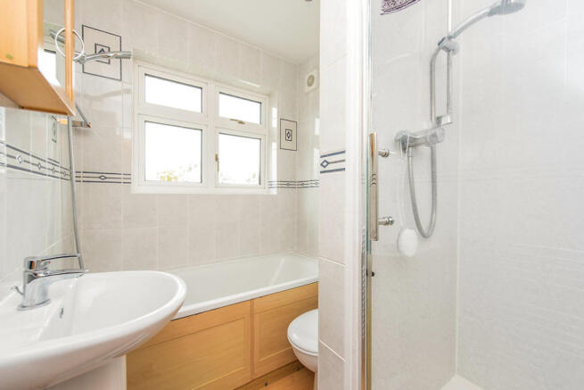 Bathroom/Shower Room
