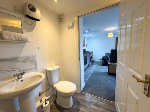 1 bed Apartment for sale Image 8