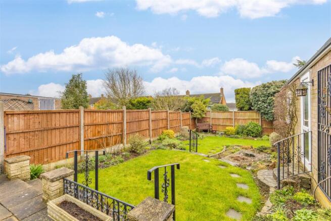 Grovelands Avenue 38-28.jpg