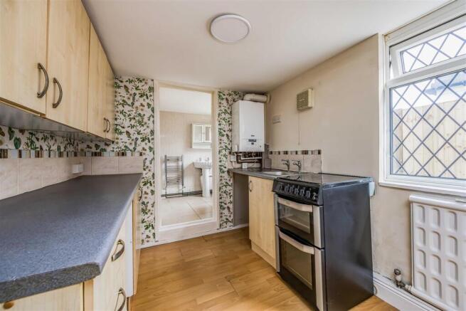 106A Sea Front, Hayling Island-Small-PorticoMarket