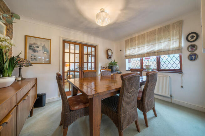 1396585-6-6965322...