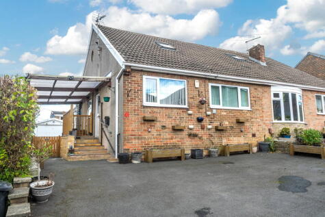 Woodlands Drive, Lepton, HD8