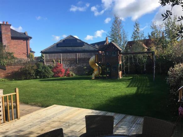 GARDEN.jpg