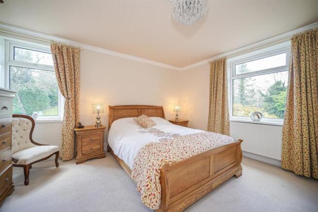 BED 1.jpg