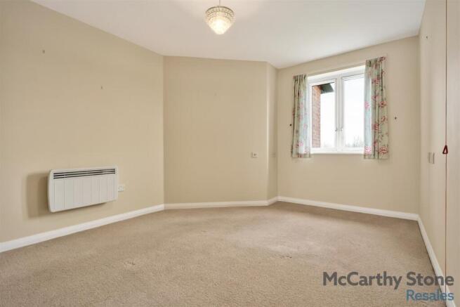 1 bed Apartment for sale Image 5