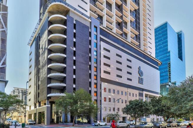 16 On Bree building