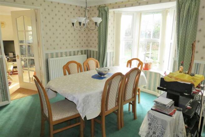Dining Room: