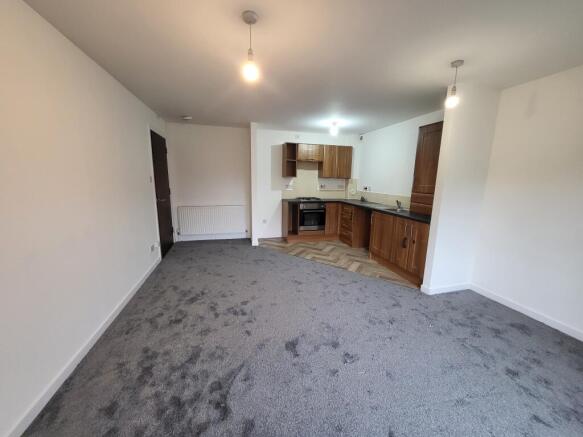 LOUNGE/KITCHEN