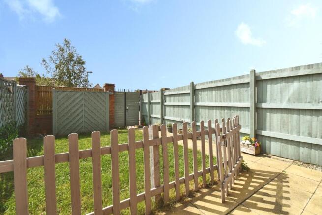 2 bed Terraced for sale Image 4