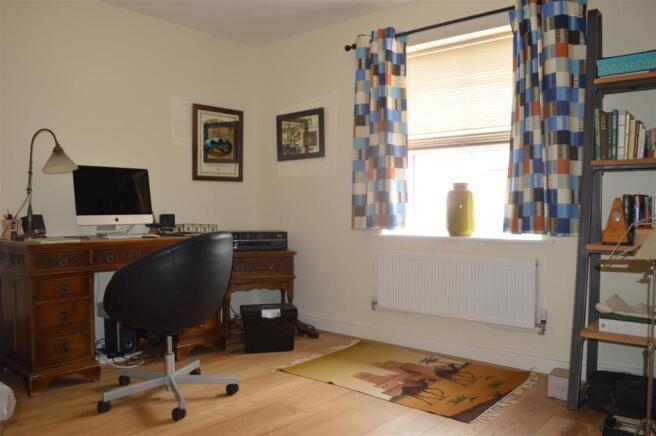 BEDROOM 3
