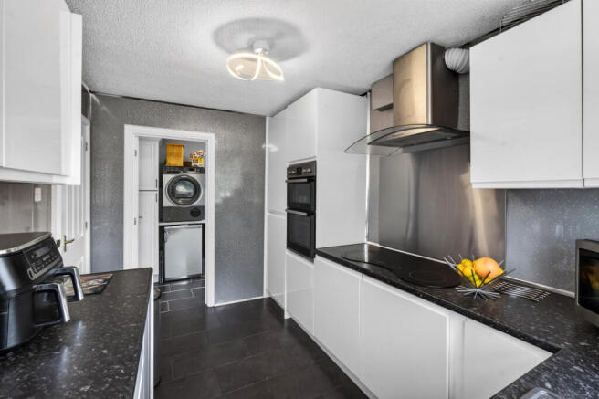 Kitchen (2)