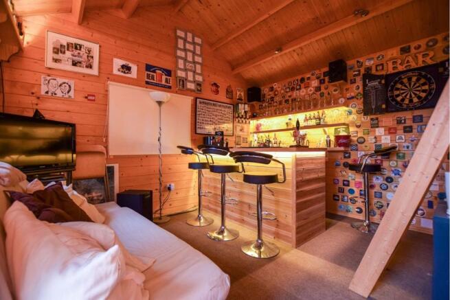 Log Cabin