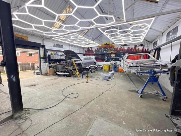 WhatsApp Image 2026-04-01 at 13.37.14 (12).jpg