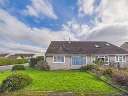 41, Sevenacres, Somerton TA11 6HG
