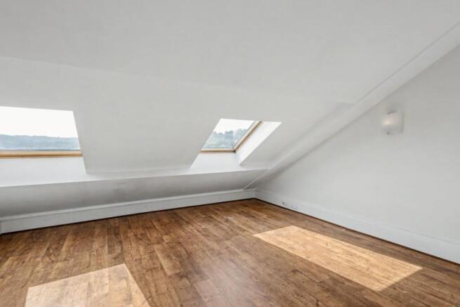 1 bed Apartment for sale Image 12