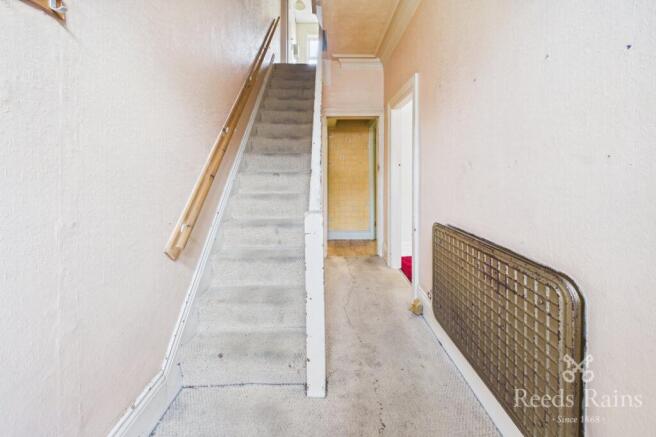 3 bed Terraced for sale Image 10