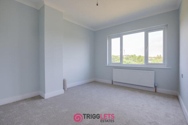 3 bed Semi-Detached for sale Image 9