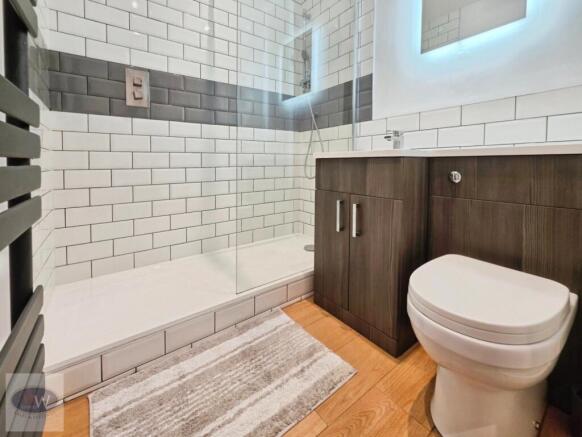 1 bed Flat for sale Image 8