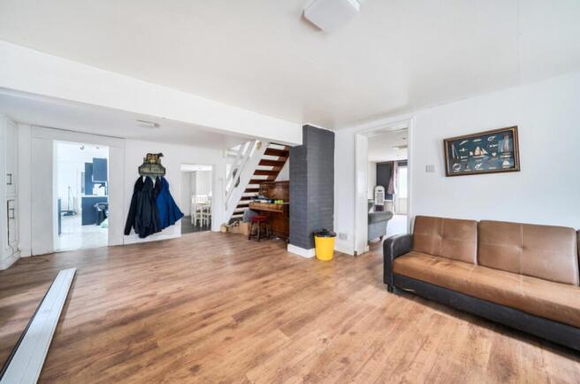 1431417-20-69bd5d83a7550